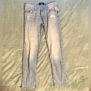 Hollister light blue distressed jeans 31x32